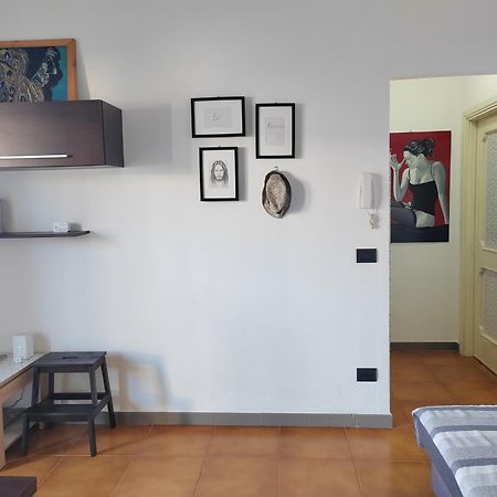 Home Of Fame - Home Gallery With Fully Equipped Kitchen, Separate Entrance, Free Parking Olbia Kültér fotó