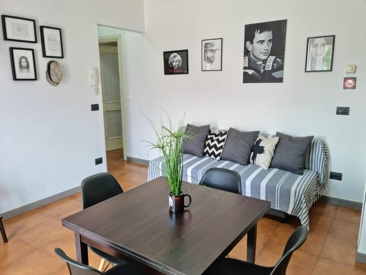 Home Of Fame - Home Gallery With Fully Equipped Kitchen, Separate Entrance, Free Parking Olbia Kültér fotó