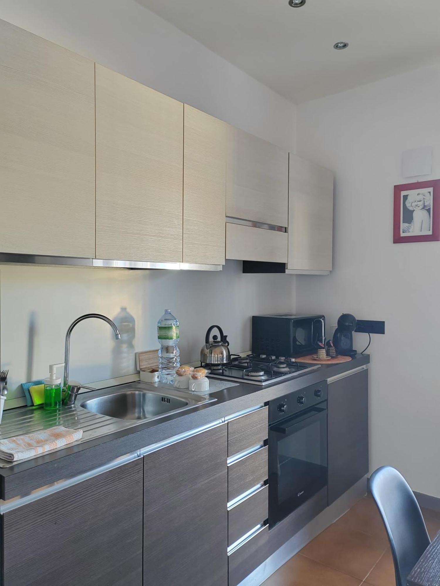 Home Of Fame - Home Gallery With Fully Equipped Kitchen, Separate Entrance, Free Parking Olbia Kültér fotó