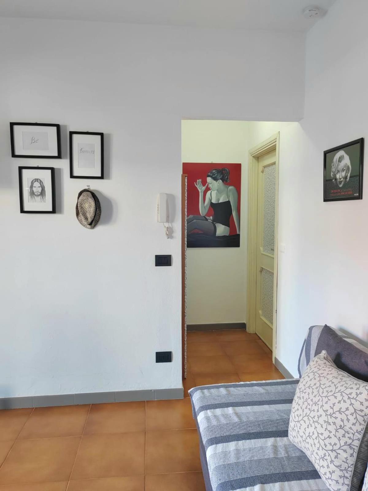 Home Of Fame - Home Gallery With Fully Equipped Kitchen, Separate Entrance, Free Parking Olbia Kültér fotó